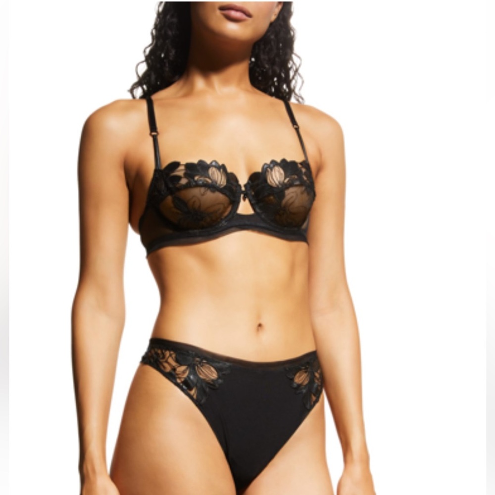 LISE CHARMEL Glamour Contour Demi Bra In Black size 34 C